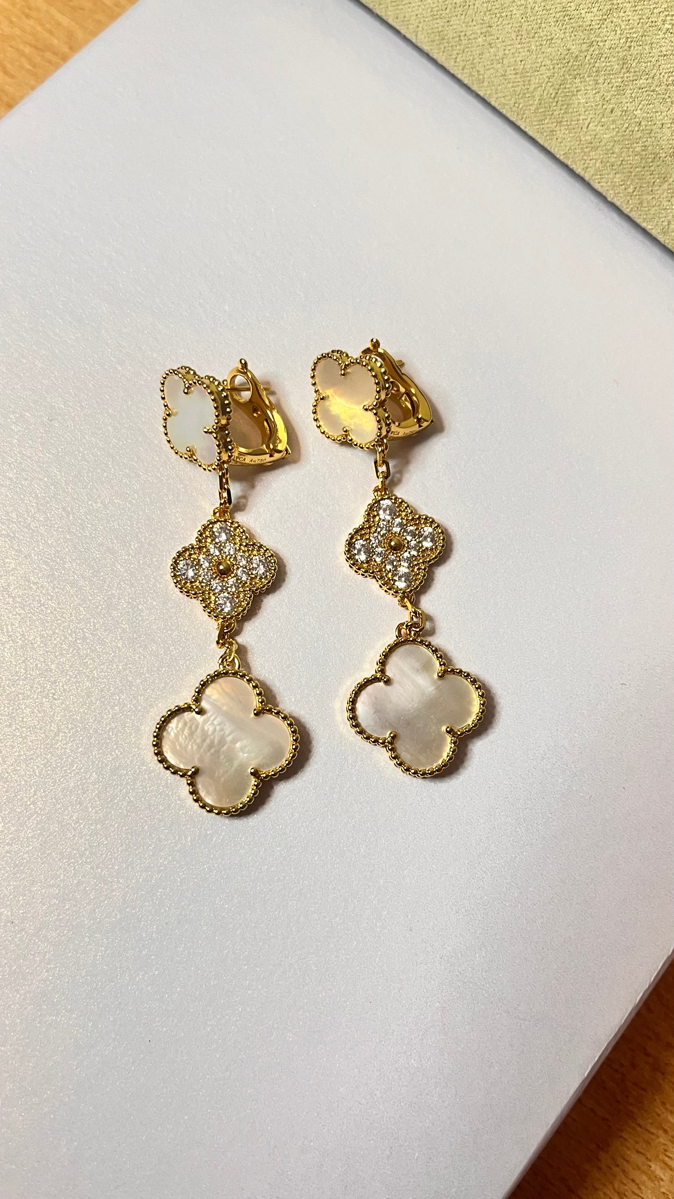Aurore – Boucles d’Oreilles Pendantes 3 Motifs