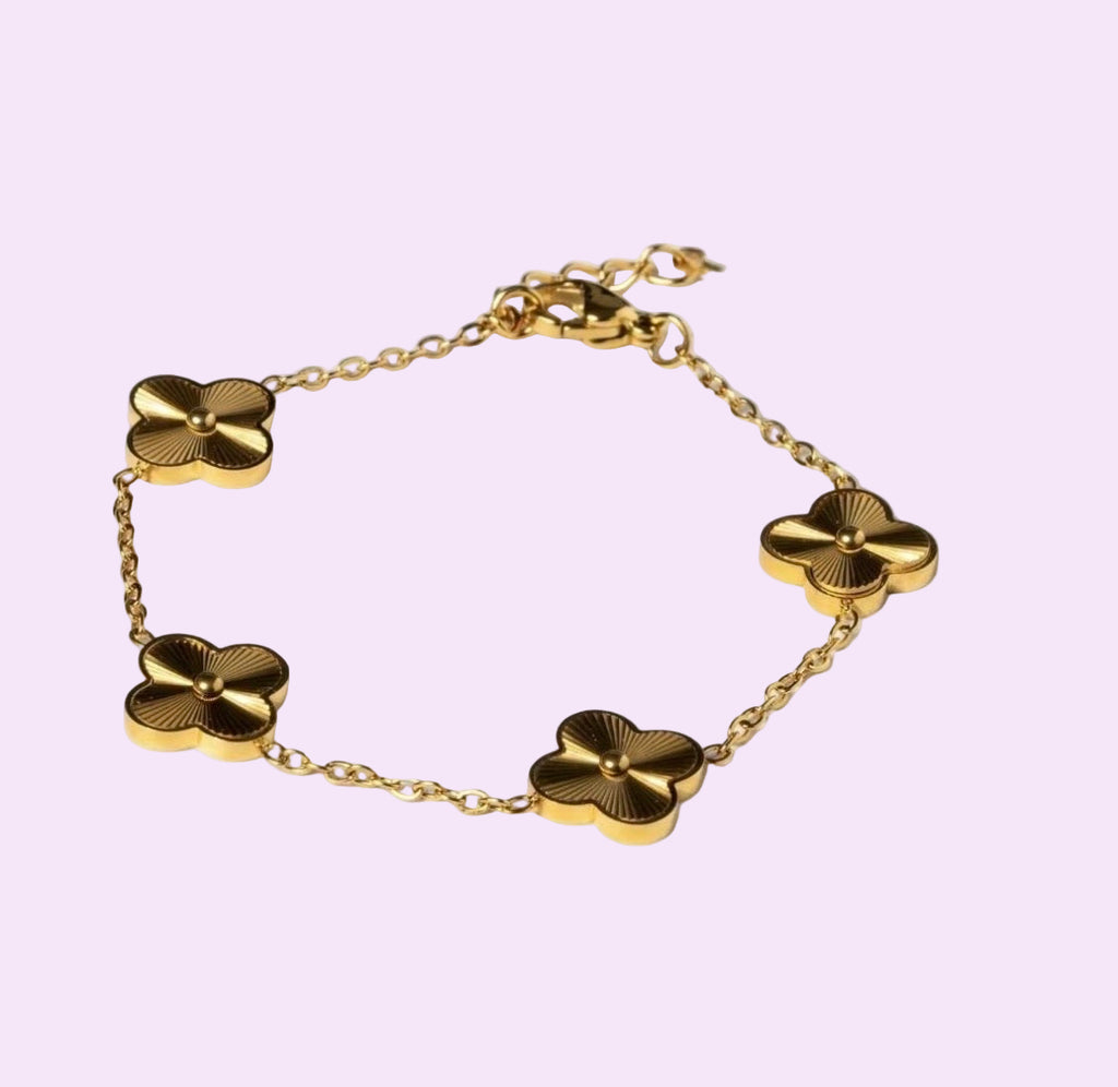 Bracelet doré éternel – l’éclat qui ne s’efface jamais ✨