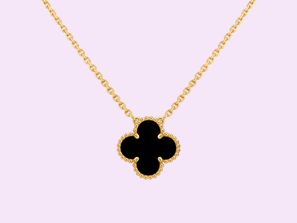 Pré commande : 
Collier Trèfle pendentif blanc